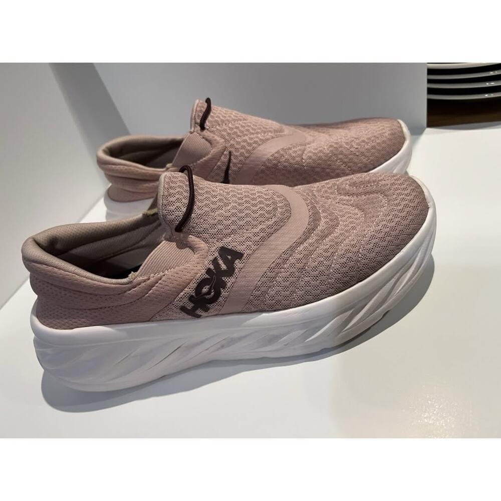 Hoka One One Women's Running Shoes Pink, Size 8.5, Activewear